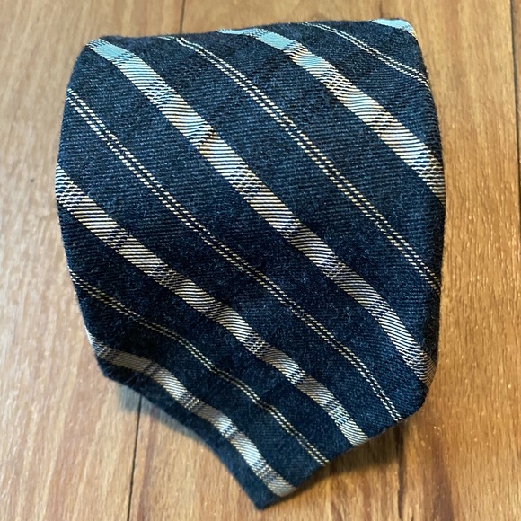 Calvin Klein Gray Tan Striped Silk Blend Men’s Necktie - Picture 6 of 12